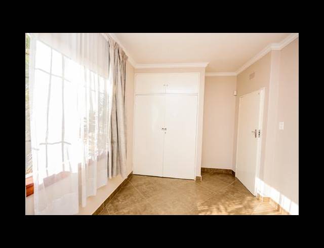 4 BEDROOM HOUSE FOR SALE IN VAN RIEBEECK PARK